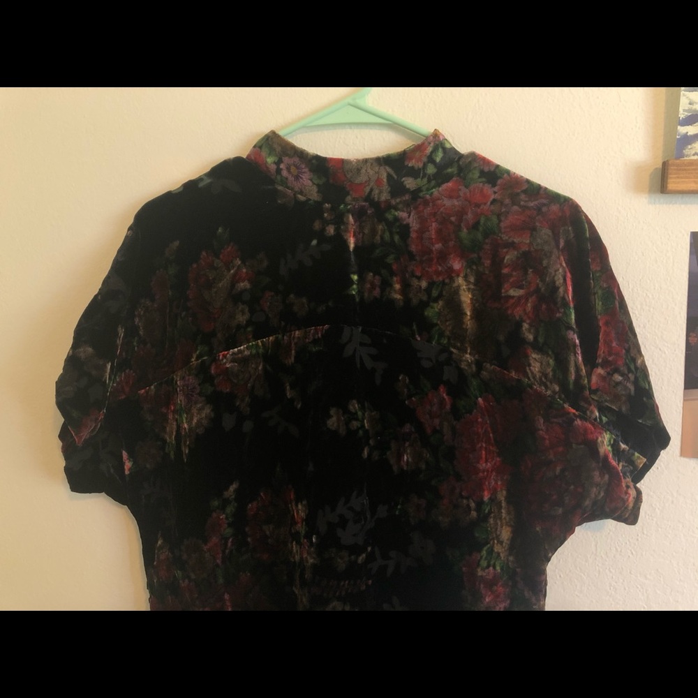 Velvet floral T-shirt dress